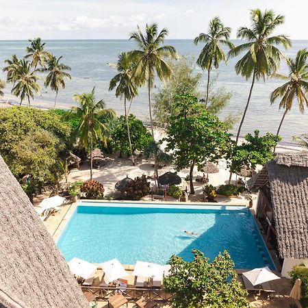 Zanzibella Hotel & Spa Kiwengwa  Ngoại thất bức ảnh View of the pool at the hotel