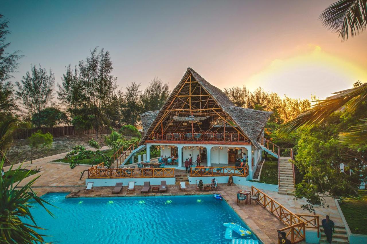 Zanzibella Hotel & Spa Kiwengwa  Ngoại thất bức ảnh The resort's main building