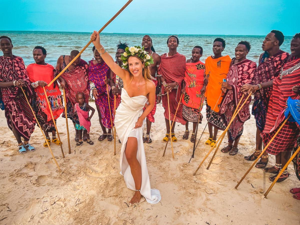 Zanzibella Hotel & Spa Kiwengwa  Ngoại thất bức ảnh A Maasai wedding